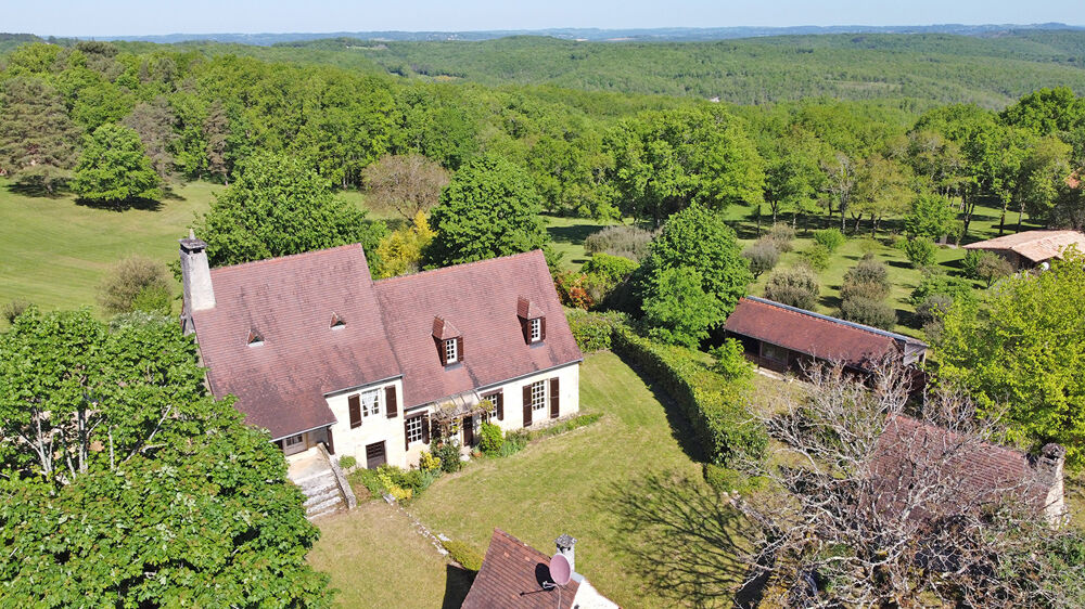 Maison COLY SAINT AMAND 150 m²