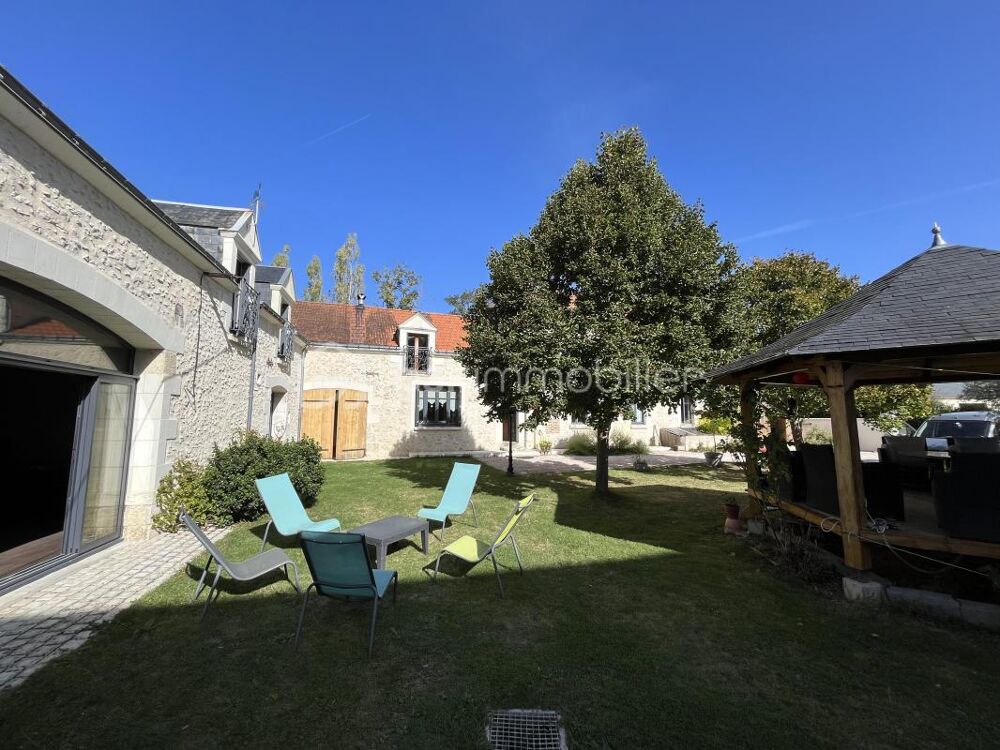Vente Maison Grande Ferme restaurée avec piscine et chambres d'hôtes Tauxigny