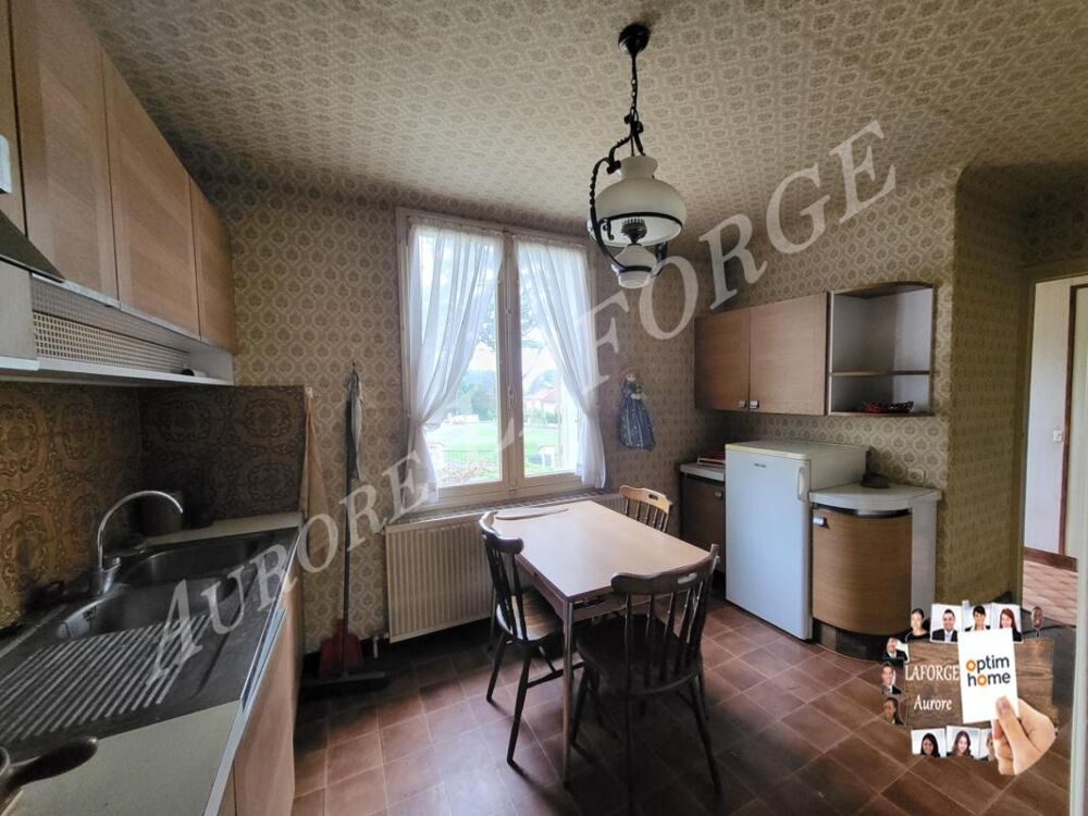 Vente Maison Maison à vendre 5 pièces à Saint-Savin (86),proche de Chauvigny,Montmorillon et Le Blanc.45 min de Poitiers Saint savin