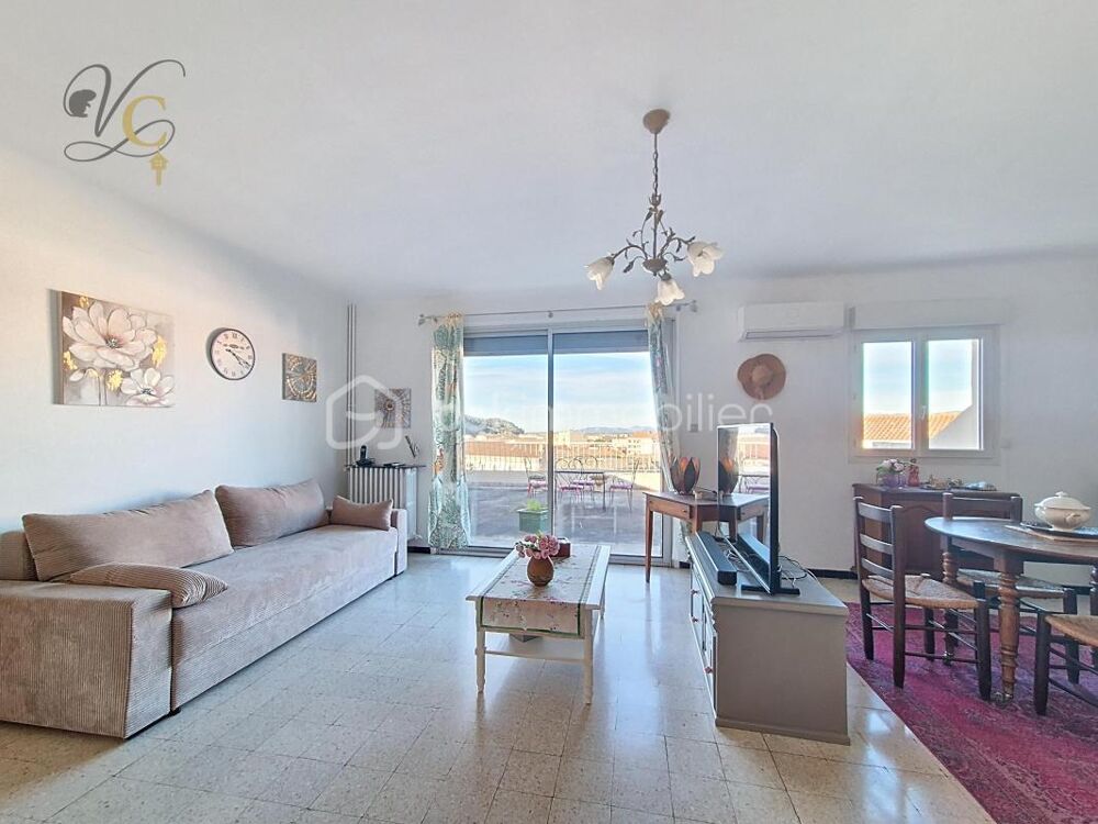 Appartement lumineux au dernier étage avec terrasse et parking sécurisé