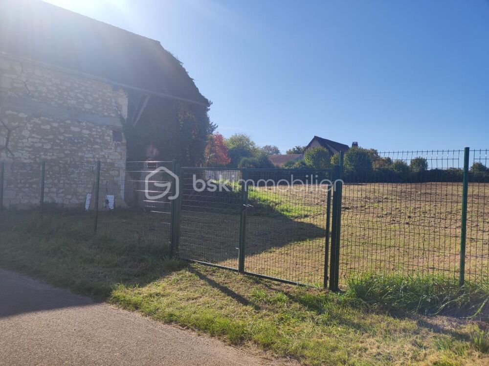 Vente Terrain ? Terrain constructible de 2 514 m² avec grange – Cadre naturel et beau potentiel Champlost