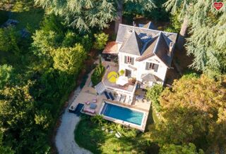  Propri�t�/ch�teau � vendre 6 pi�ces 160 m�