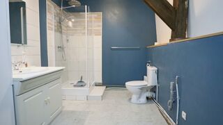  Immeuble à vendre 14 pièces 257 m²