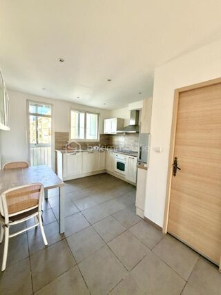  Appartement � vendre 3 pi�ces 71 m�