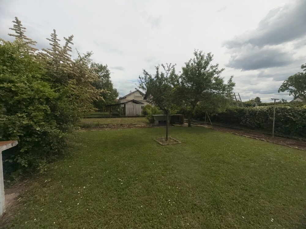 Vente Maison À vendre maison plain-pied 4 chambres à GEVRY (39) – Proche Dole – Grand terrain – Beau potentiel Gevry