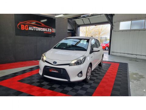 Toyota Yaris III Hybride 100h - Dynamic BVA GARANTIE 6 MOIS 2014 occasion Trégueux 22950