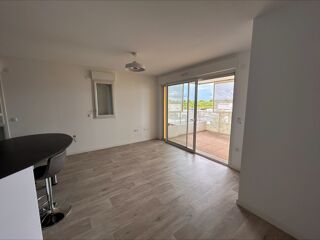  Appartement à louer 3 pièces 60 m²
