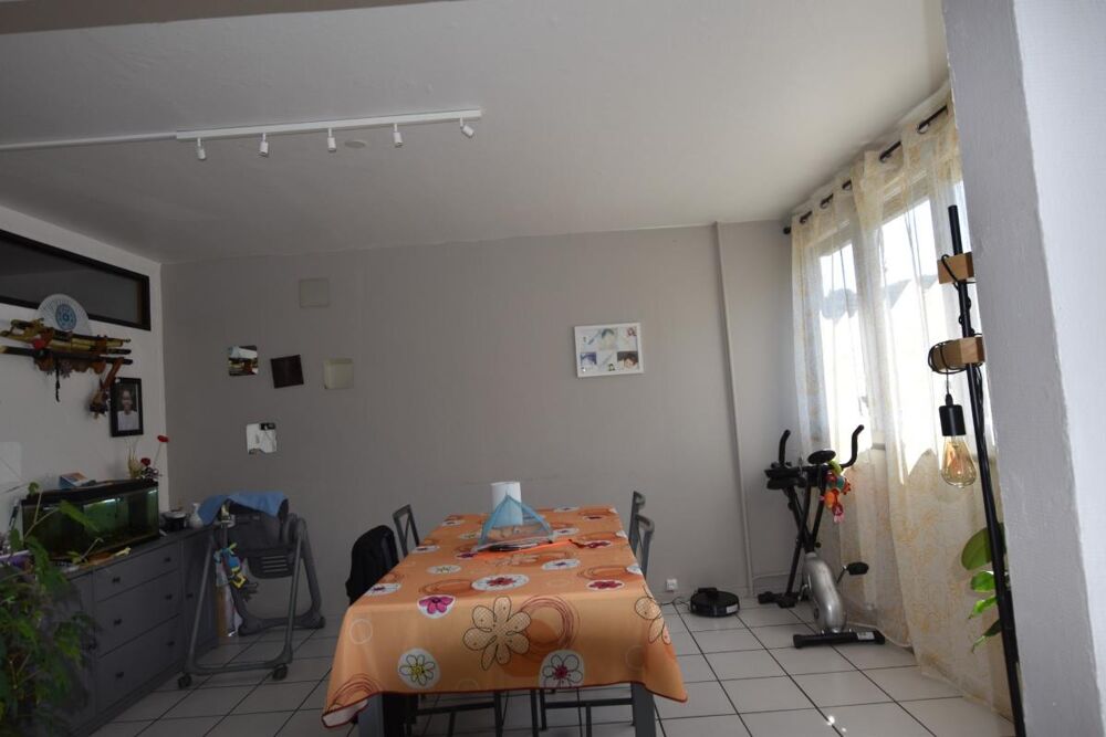 Vente Appartement secteur Métare/Parc de l'Europe, T4 de 79 m² avec cave Saint etienne