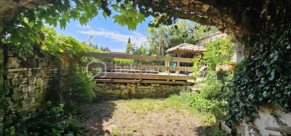 Vente Maison Maison en pierre atypique avec piscine et terrain de 9 506 m² – Commune de Mons Mons