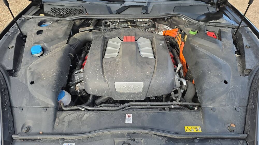 Cayenne 3.0 416 e-Hybrid 4x4 Tiptonic 8 Platinium 2017 occasion 27140 Gisors