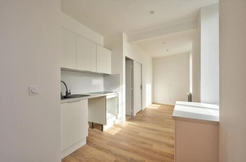   Chaleureux T2 r�nov� � Soucieu-en-Jarrest Appartement - 2 pi�ce(s) - 44 m�