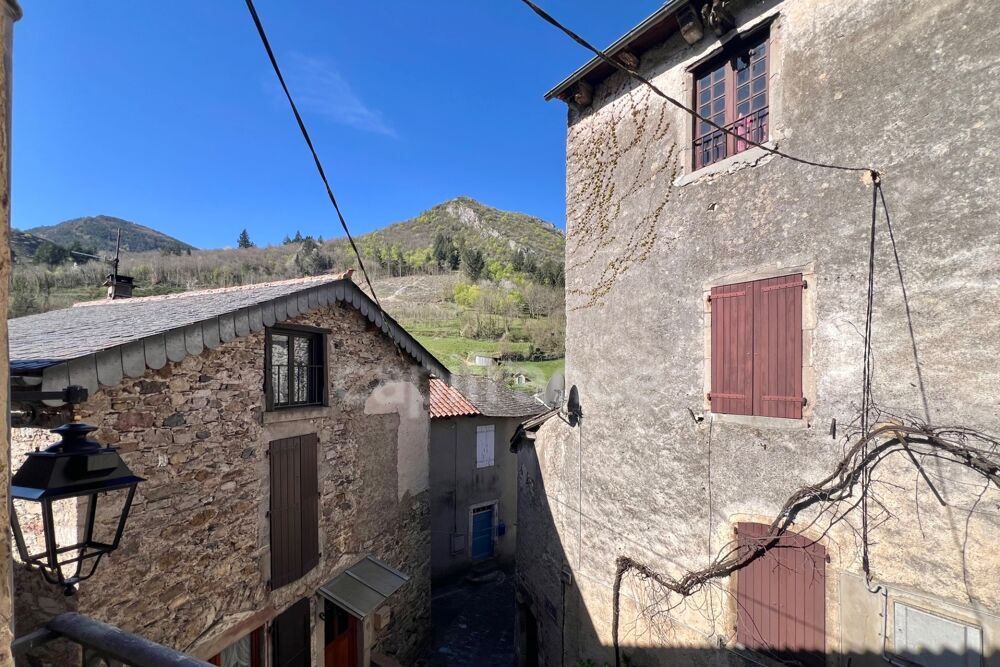 Vente Maison Maison 77 m²+ 34 m² dépendances Brusque