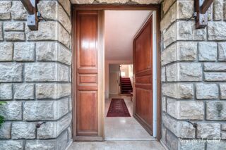  Maison  vendre 10 pices 300 m