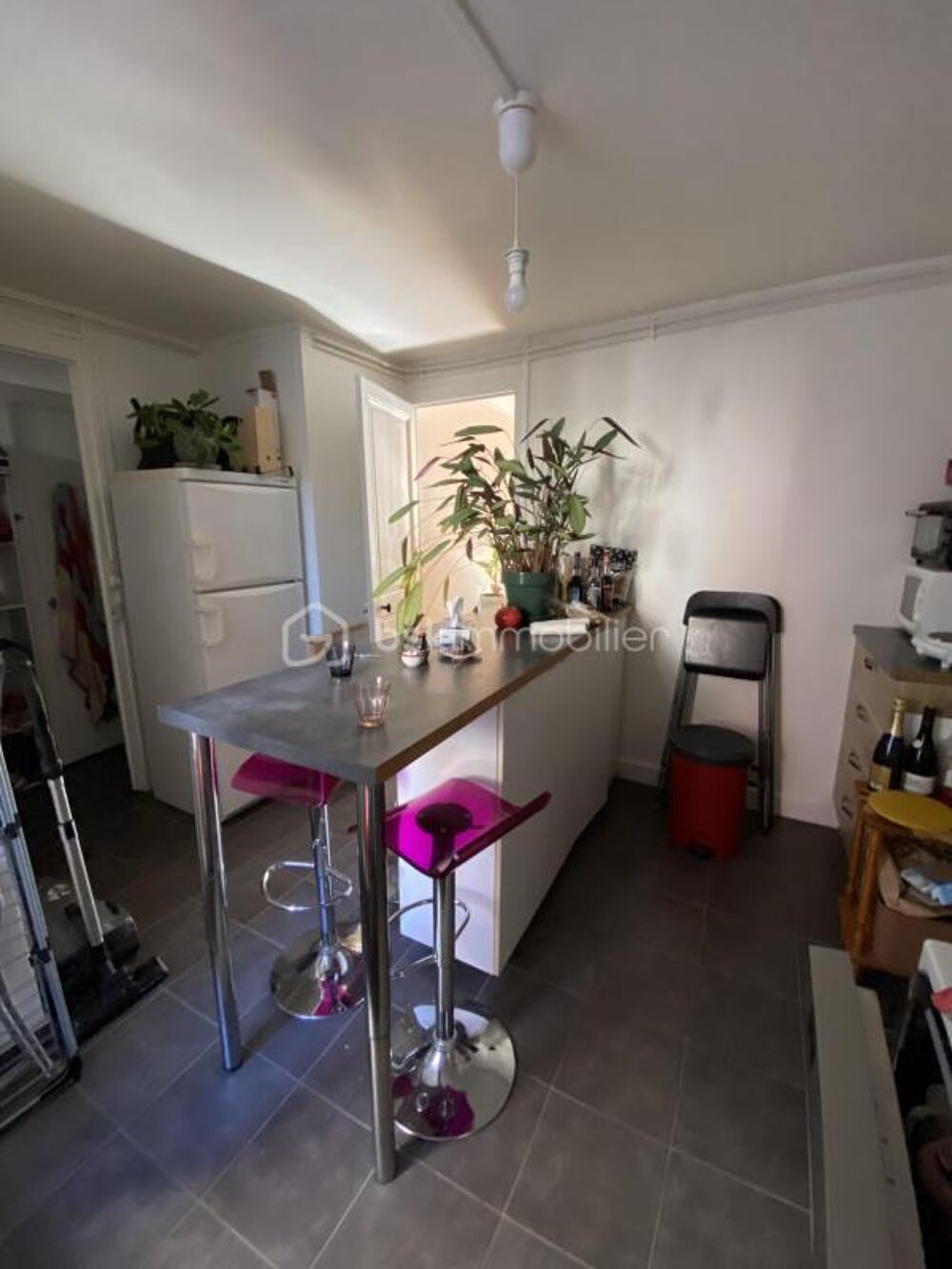 Vente Appartement INVESTISSEUR T1 BIS LOUE VILLEURBANNE CHARPENNES DANS UNE RUE CALME! Villeurbanne
