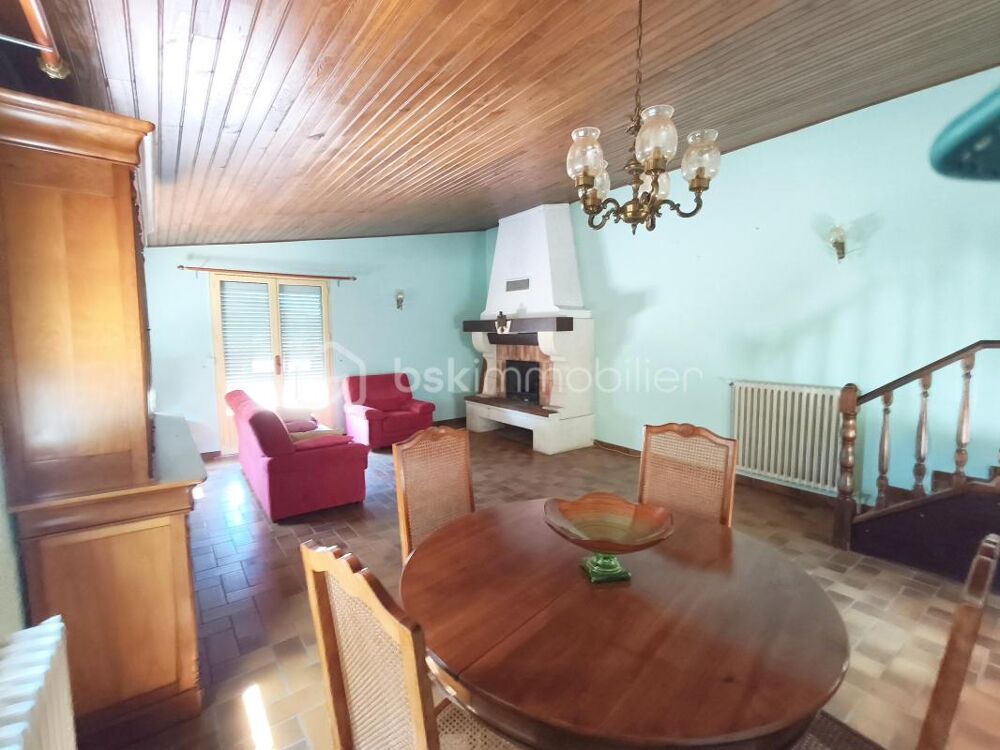 Villa sur 1500 m² de terrain