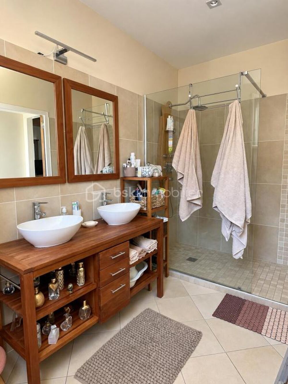 Vente Maison Charmante maison de 145 m² avec séjour cathédrale Veron