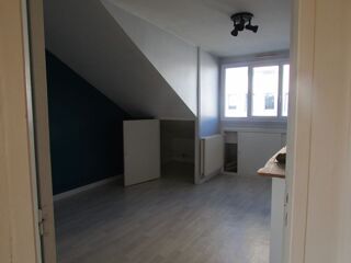  Appartement à louer 3 pièces 58 m²