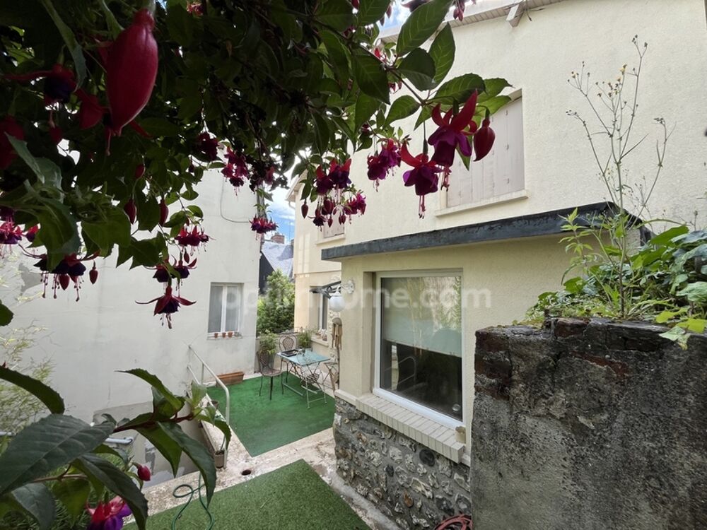 Honfleur hyper centre - Maison de ville - 92 m2 - 2 chambres - 3 Terrasses - Jardin - Atelier/Cave en sous sol de 39 m2