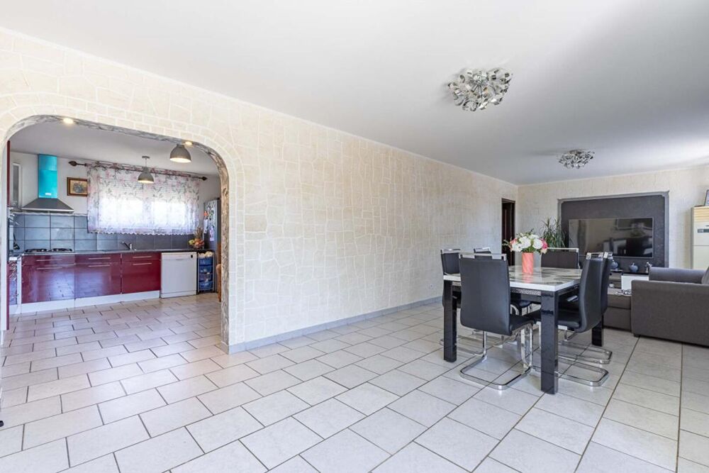 Maison Romorantin Lanthenay 6 pièce(s) 127 m2