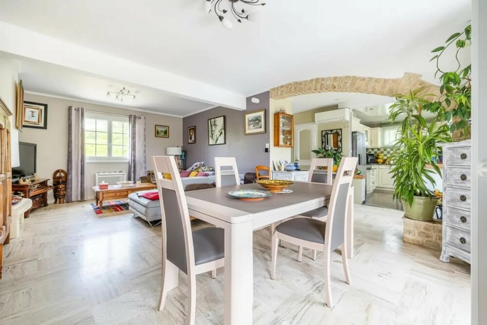 Maison de 5 pièces de 130 m² à Breux-Jouy