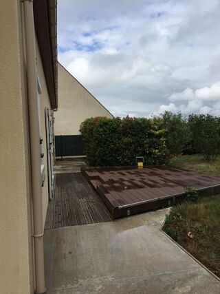  Maison à louer 6 pièces 134 m²