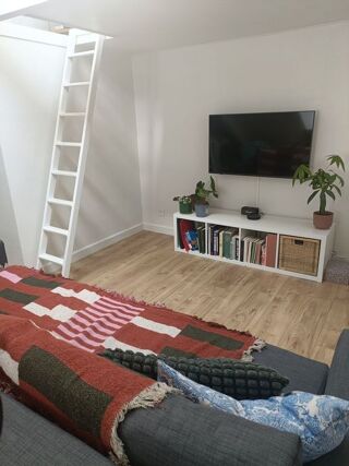  Appartement à louer 1 pièce 24 m²
