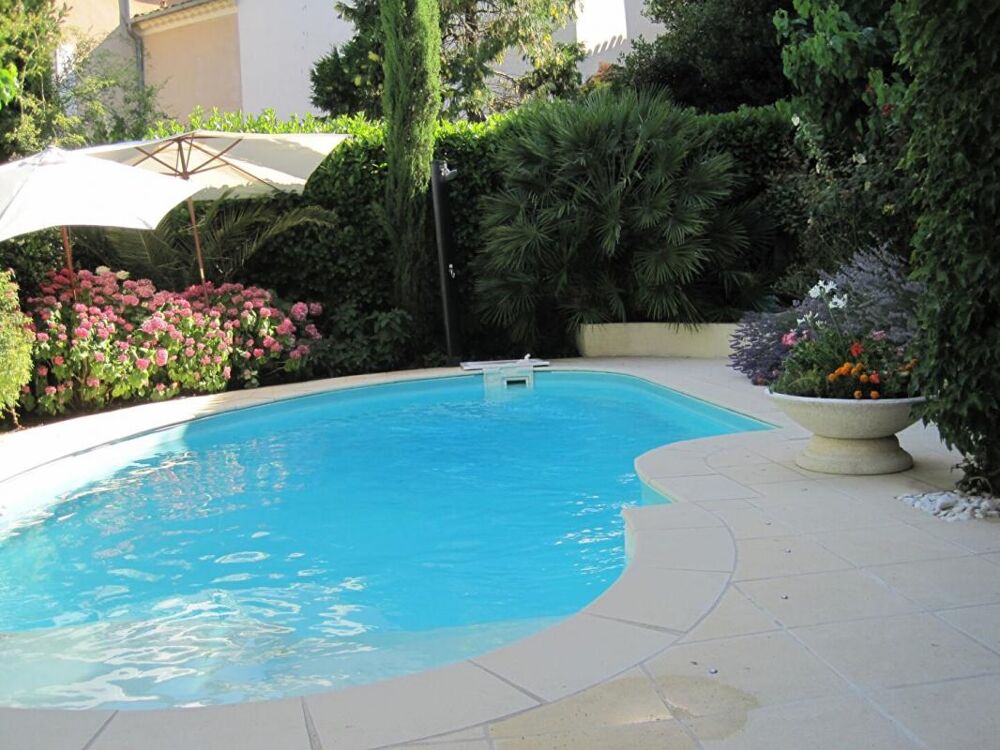 Vente Maison Maison Uzes 10 pi�ce(s) 210 m2 Uzes