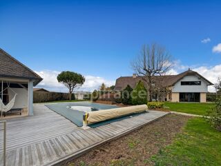  Maison � vendre 9 pi�ces 246 m�