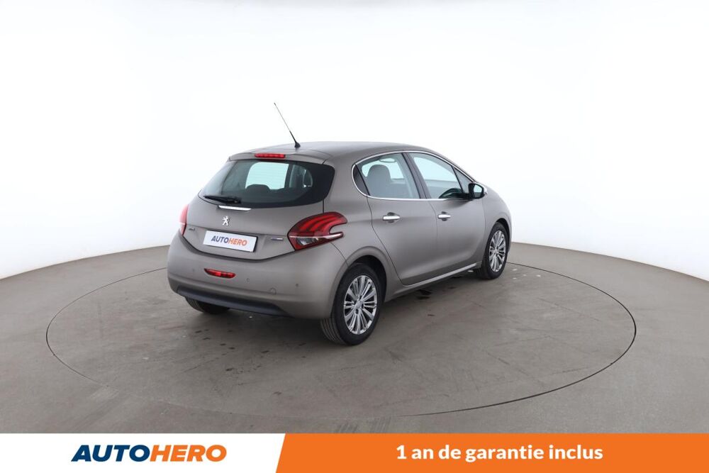 208 1.2 PureTech Allure 5P 110 ch 2016 occasion 92130 Issy-les-Moulineaux