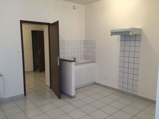  Appartement à louer 2 pièces 27 m²