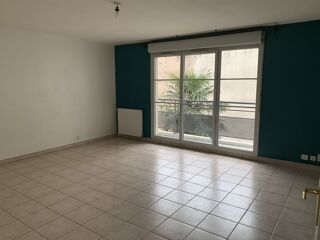  Appartement à louer 4 pièces 95 m²