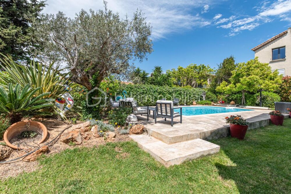 Vente Maison Rare à Portissol : maison avec piscine et vastes espaces, au calme d'un quartier recherché ! Sanary sur mer