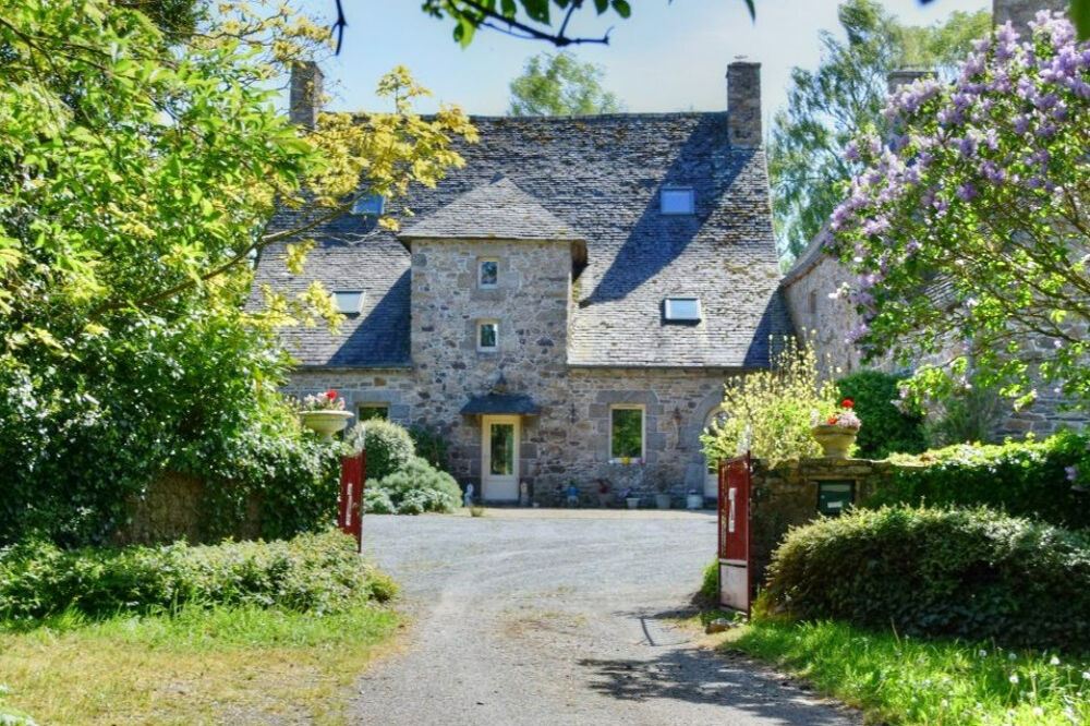 Manoir de caractère de 246 m2 sur un parc de un hectare