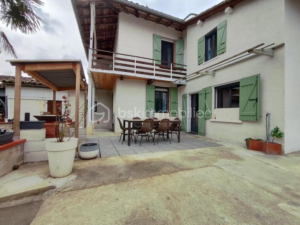 Maison de ville, quatre chambres, terrain