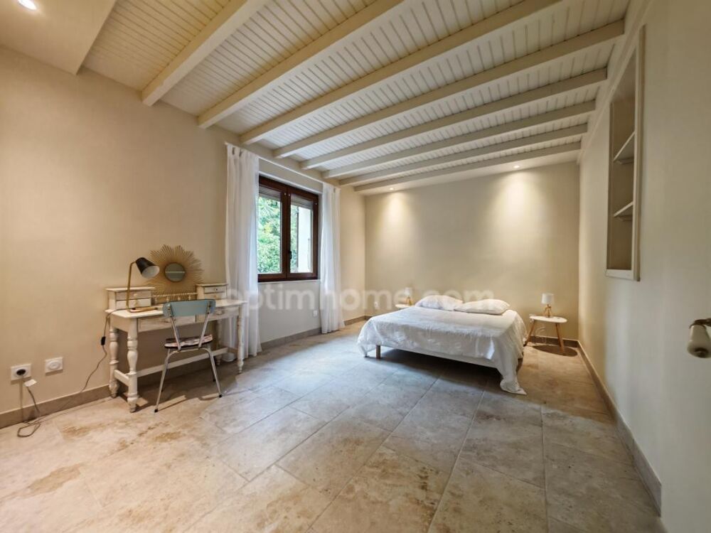 Location Maison Maison entièrement rénovée de plain-pied avec jardin dans un environnement calme à Castéra-Verduzan Castera verduzan