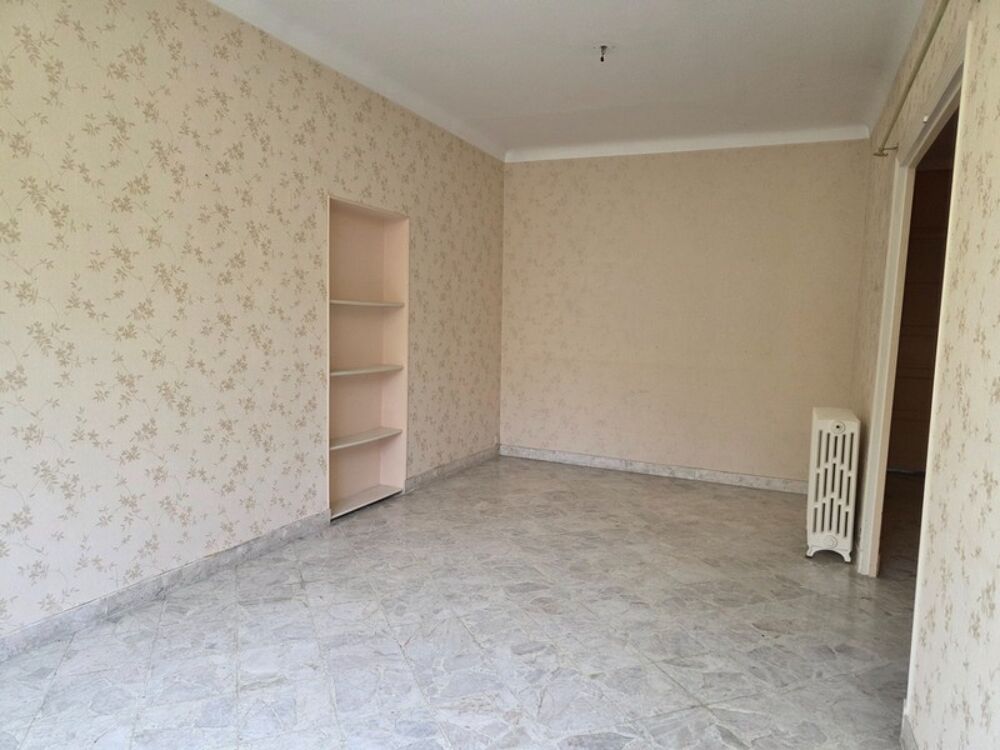 Ensemble immobilier de 145 m²  Investissement sécurisé en coeur de Bergerac