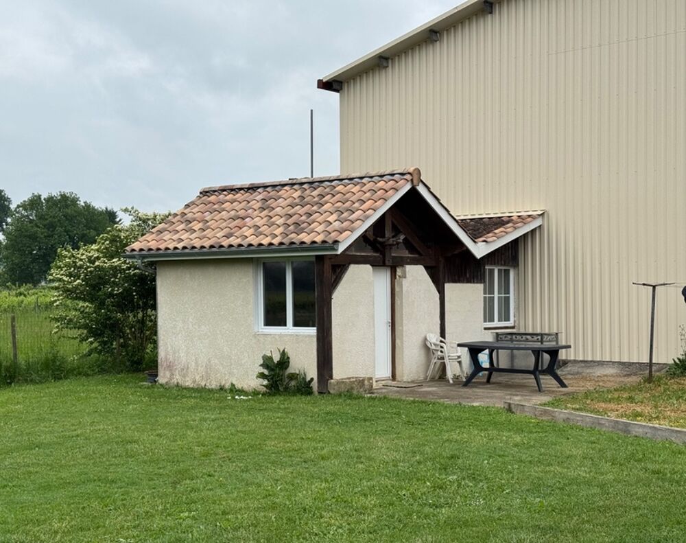Maison à vendre 6 pièces SAINT SULPICE DE POMMIERS (33)