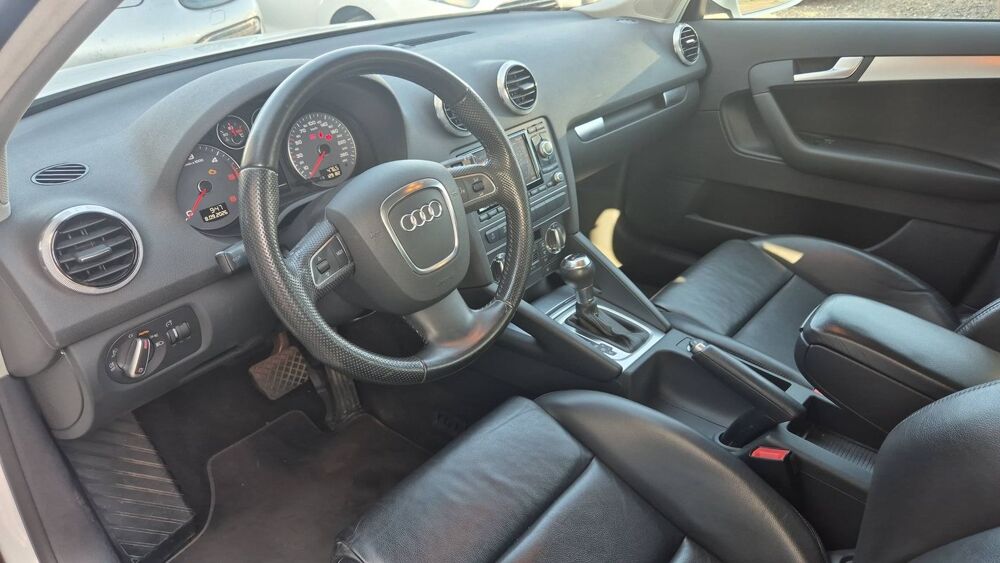 A3 1.6 TDi 105 S-Tronic7 Ambition Luxe - Automatique 2012 occasion 63800 Cournon D Auvergne
