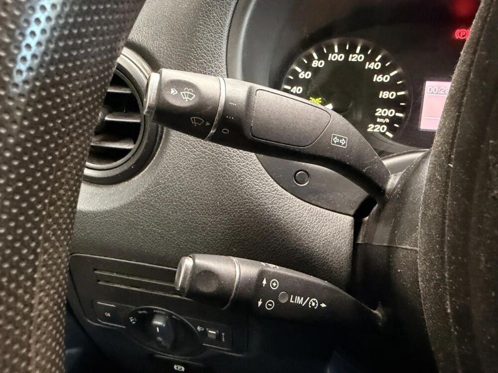 Vito Benz 114d 2.2CDI 136ch MOTEUR MERCEDES-SUIVI COMPLET Mercede 2016 occasion 73000 Chambery