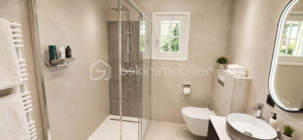 à vendre  Appartement Toulon (83000)