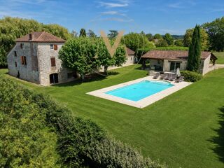 Maison à vendre 15 + pièces 462 m²