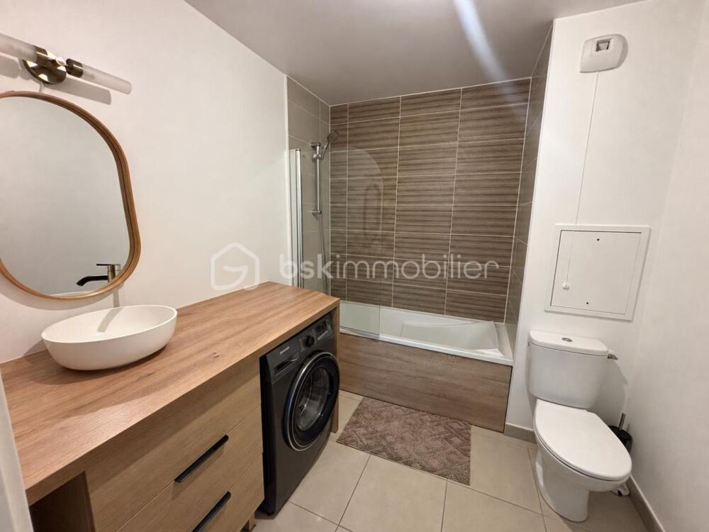 Vente Appartement LE BLANC-MESNIL – T3 54 M² – BALCON – PARKING PRIVATIF – ASCENSEUR Le blanc mesnil