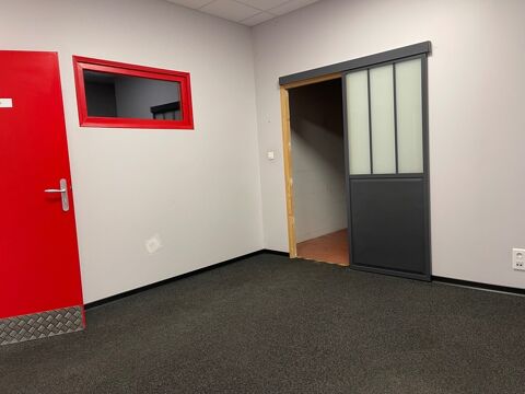   Dpt Meurthe et Moselle (54), à louer MAXEVILLE local d'activité / bureaux 