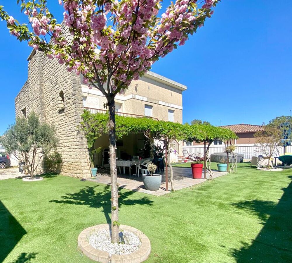 Belle villa familiale 8 pièces 180 m2 avec fort potentiel