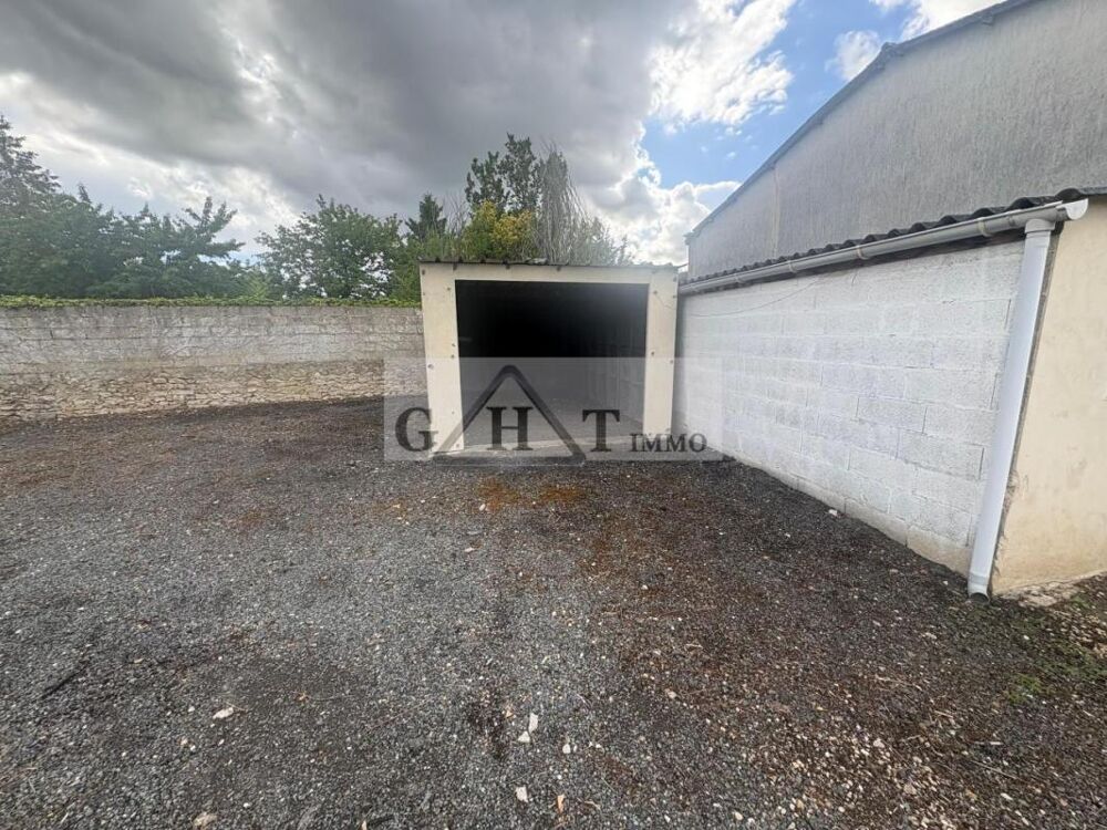 Location Terrain TERRAIN 400M2 A LOUER A REAU Reau