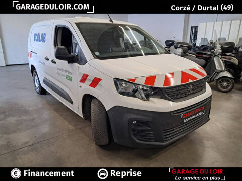 Partner III BLUEHDI 130 S&S EAT8 950KG LONG ASPHALT 2020 occasion 49140 Corz&eacute;