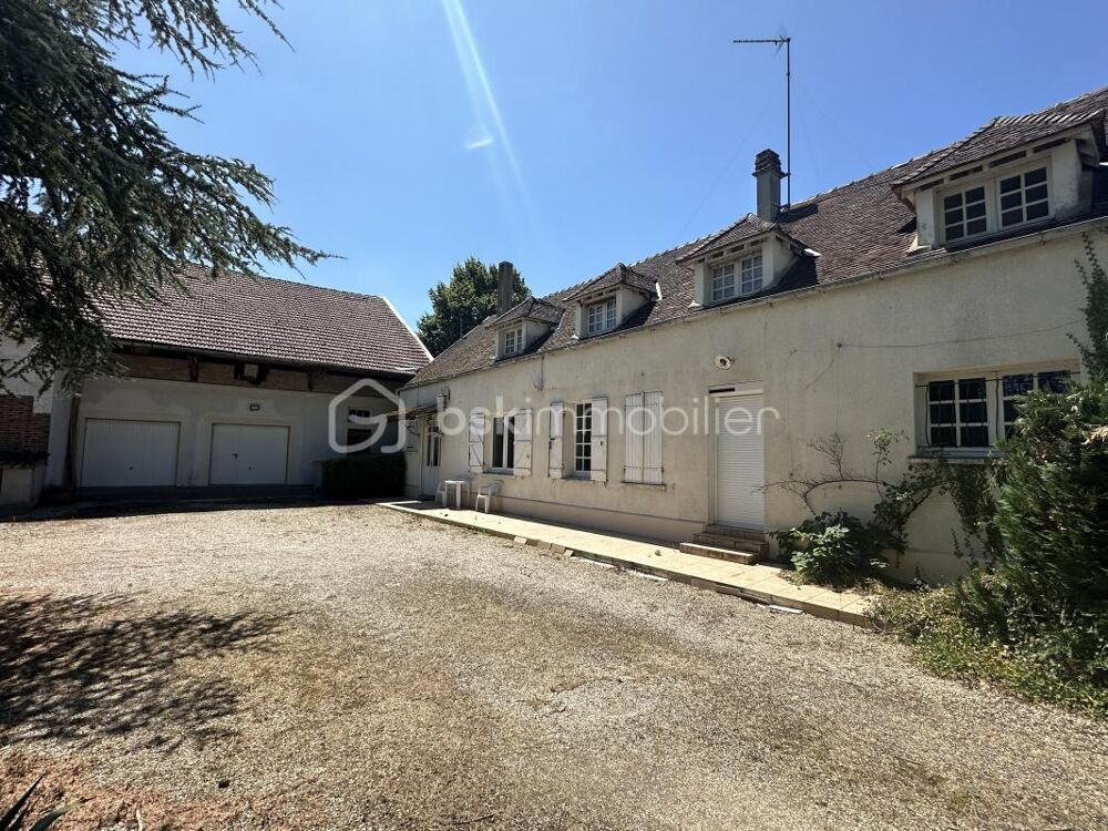 Vente Maison corps de ferme avec garage et dépendances Bussy le repos