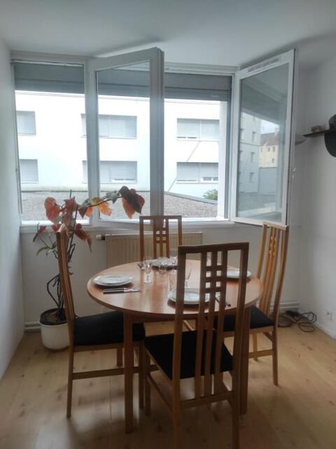  Appartement � louer 4 pi�ces 80 m�