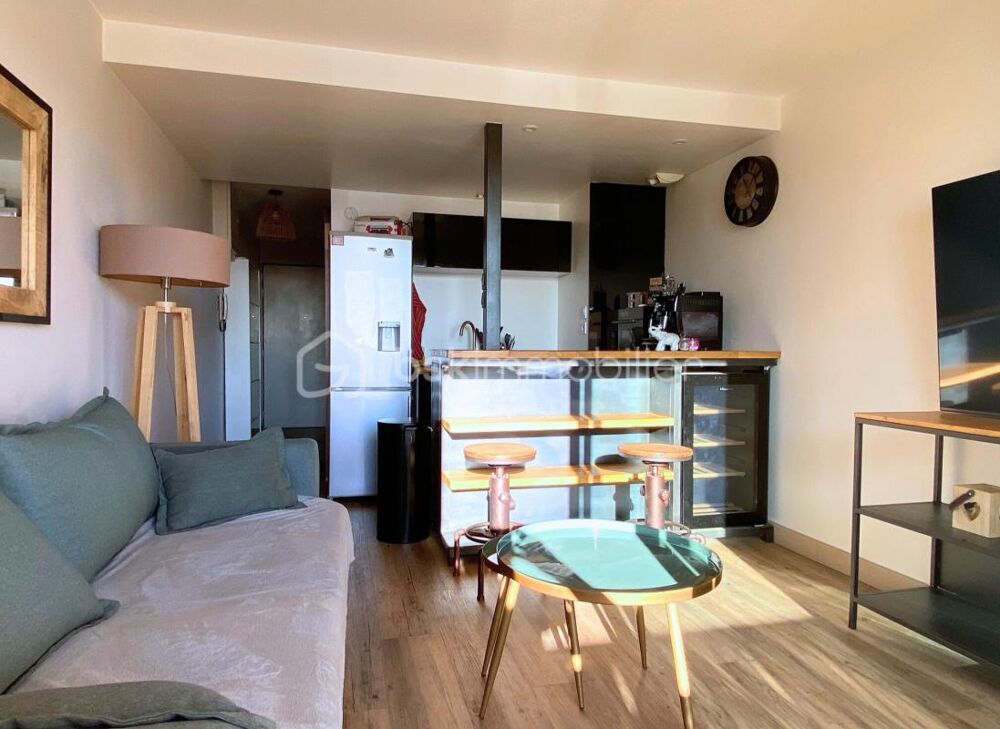 Appartement proche centre ville avec vue mer