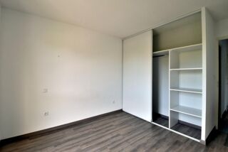 Appartement à louer 2 pièces 41 m²